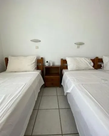 Alexandra 110, 4' From *