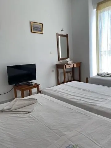 Alexandra 110, 4' From *