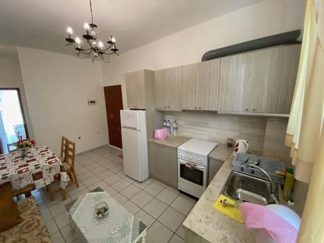 Alexandra 110, 4' From