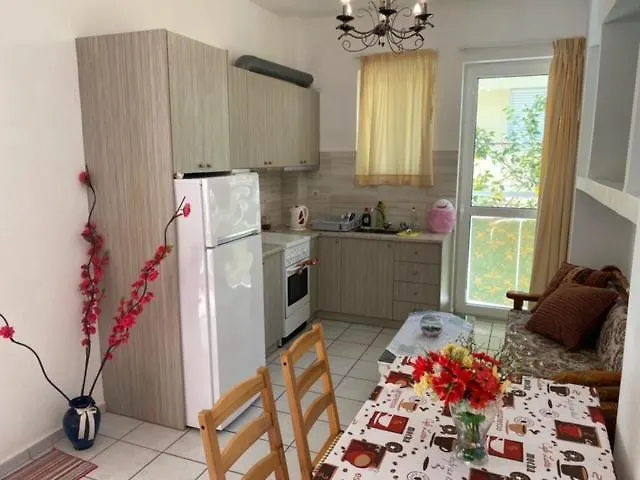 Alexandra 110, 4' From * Rethimnon